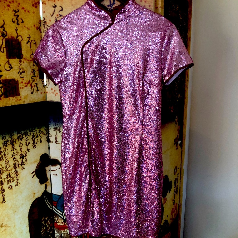 NEW sz 8 Glamorous Shift Dress in Pink Sequin